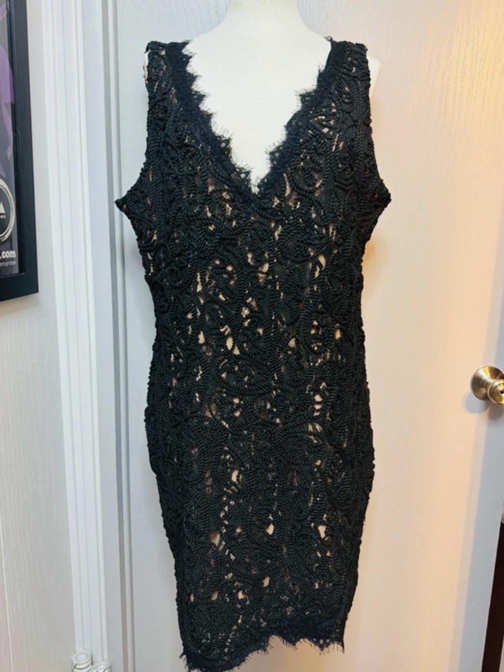 Charlotte Russe Black Lace V-Neck Midi Dress